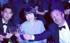 执掌娱乐圈综艺,娱乐圈幕后执掌者的传奇故事