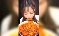 中年少女娱乐吃瓜酱,吃瓜酱带你领略娱乐圈风云变幻